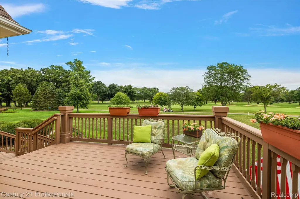 9310 Fairway Trail Grand Blanc City MI 48439