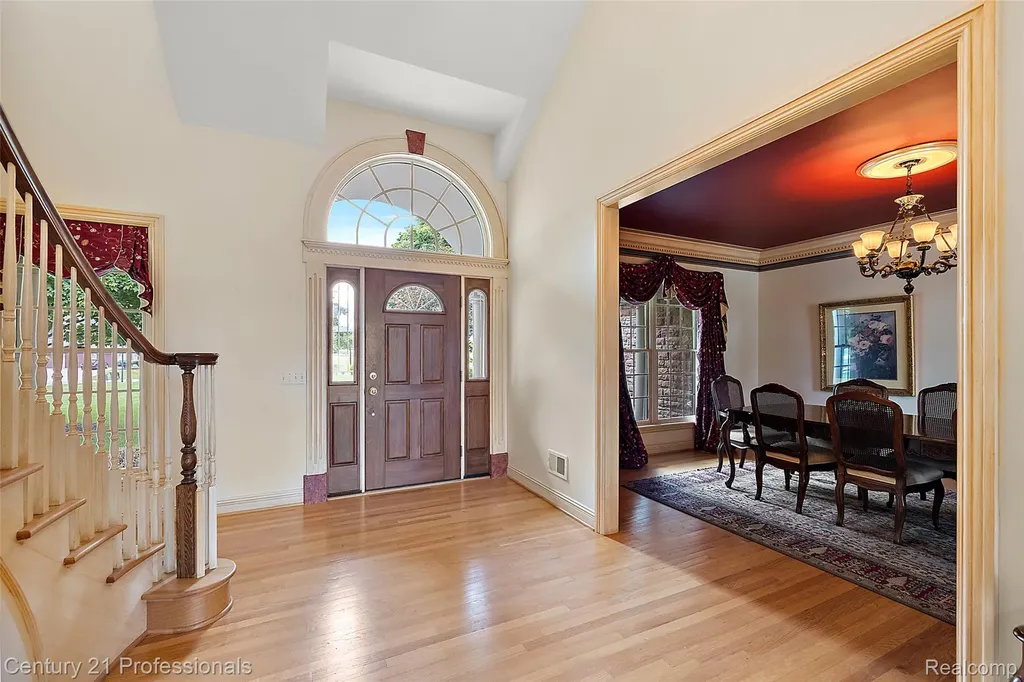9310 Fairway Trail Grand Blanc City MI 48439