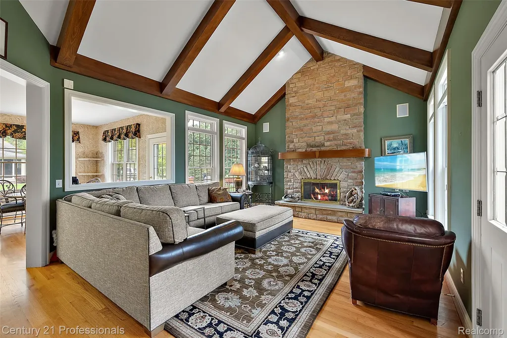 9310 Fairway Trail Grand Blanc City MI 48439