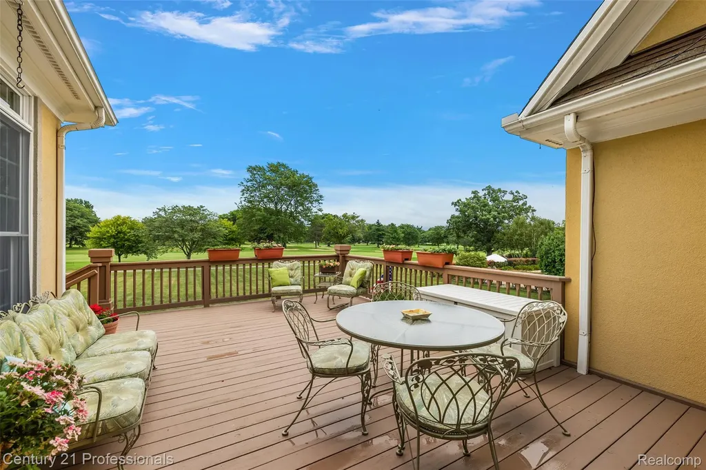 9310 Fairway Trail Grand Blanc City MI 48439