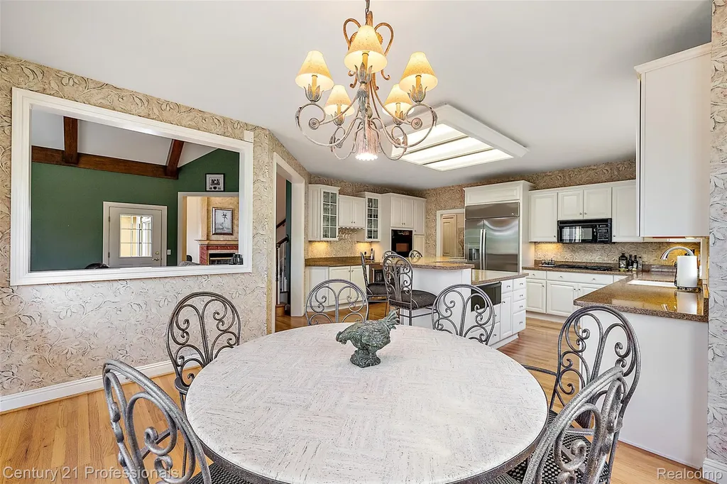 9310 Fairway Trail Grand Blanc City MI 48439