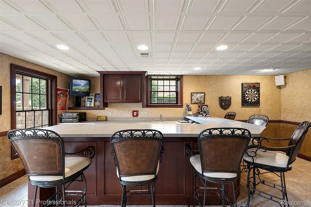 9310 Fairway Trail Grand Blanc City MI 48439