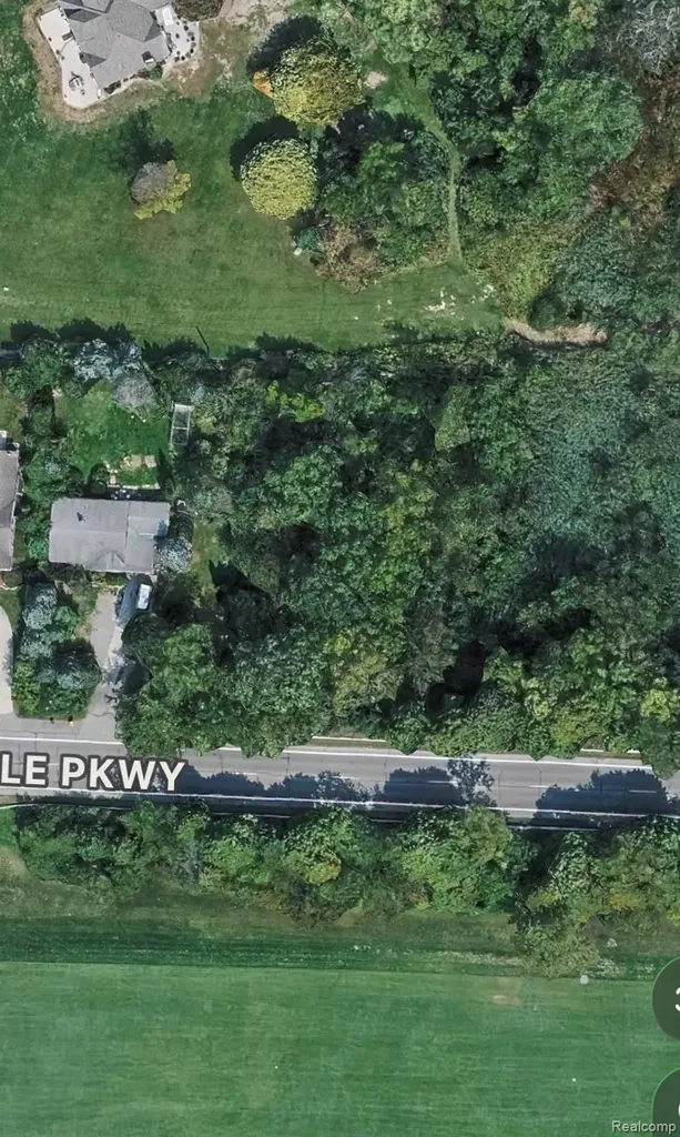 000 Parkway Road Grosse Ile Township MI 48138
