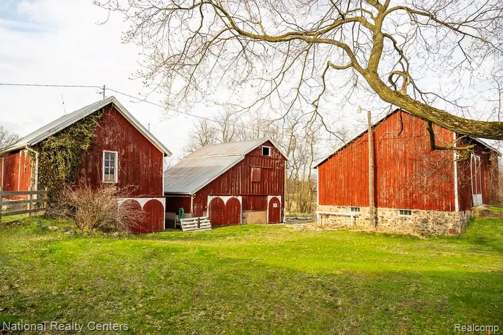 15250 Easudes Road Sharon Township MI 49240