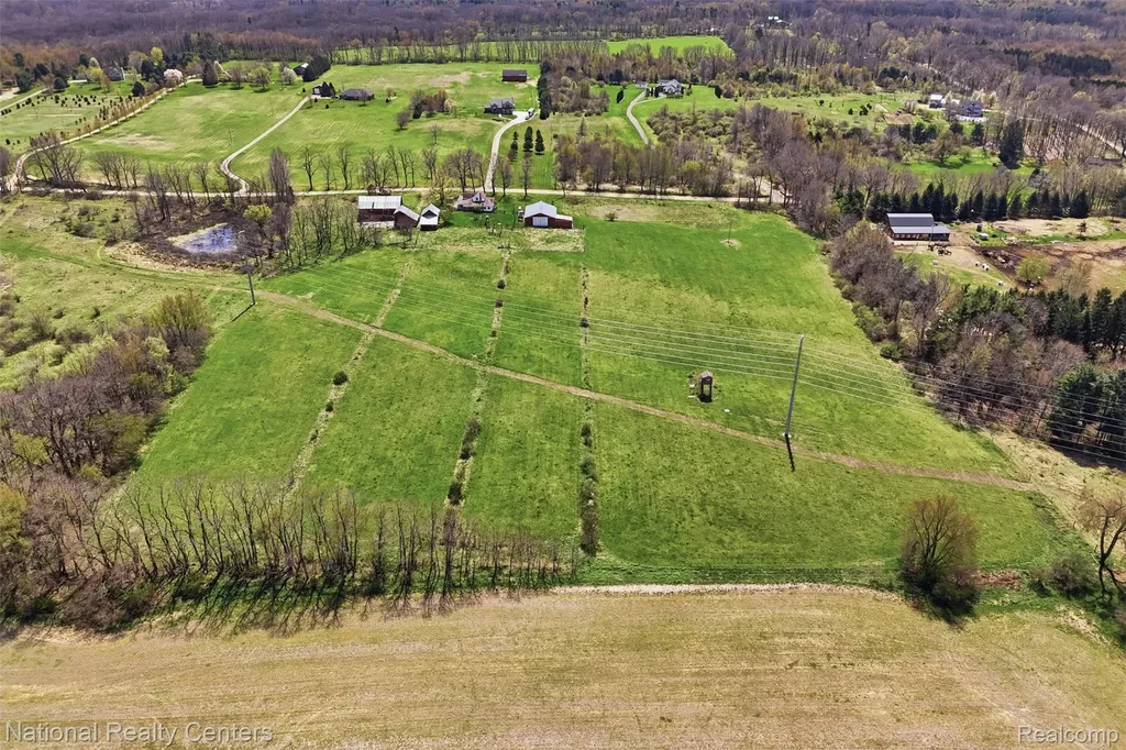 15250 Easudes Road Sharon Township MI 49240