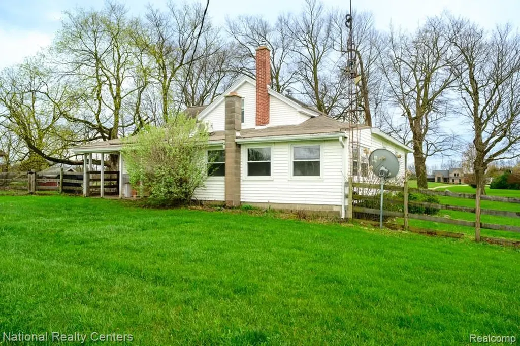 15250 Easudes Road Sharon Township MI 49240