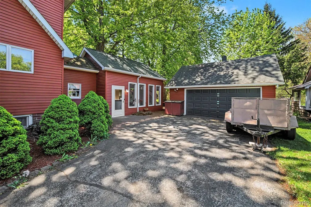 4345 N Michigan Avenue Carrollton Township MI 48604