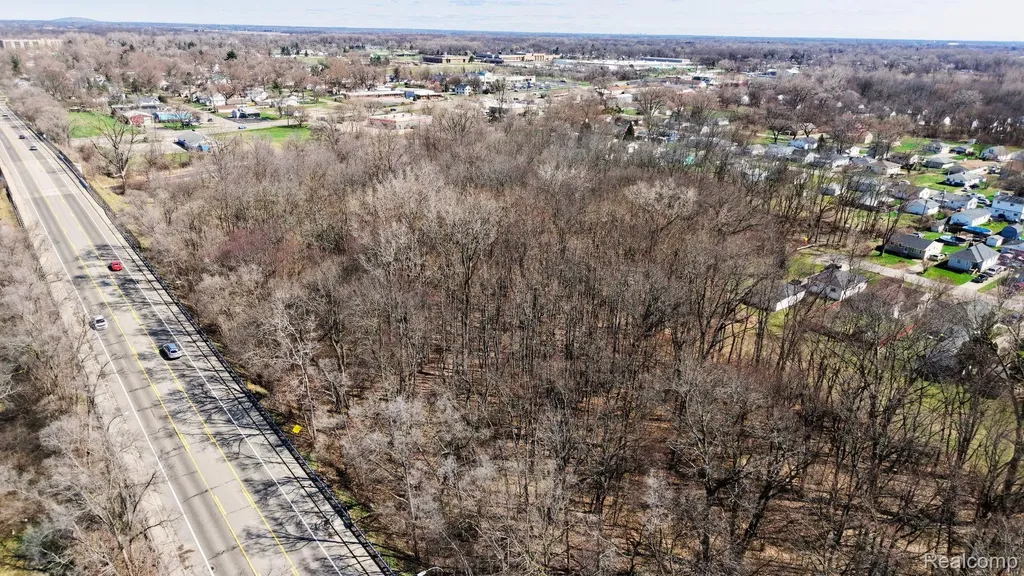 199 S Ford Boulevard York Charter Township MI 48198