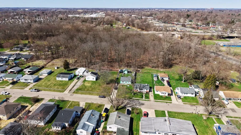 199 S Ford Boulevard York Charter Township MI 48198