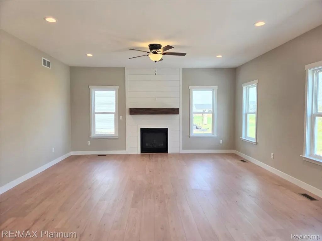 13329 Westwinds Drive Fenton Charter Township MI 48451