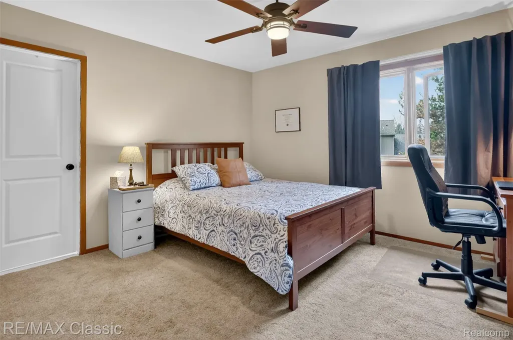 29640 Vista Court Farmington Hills City MI 48331