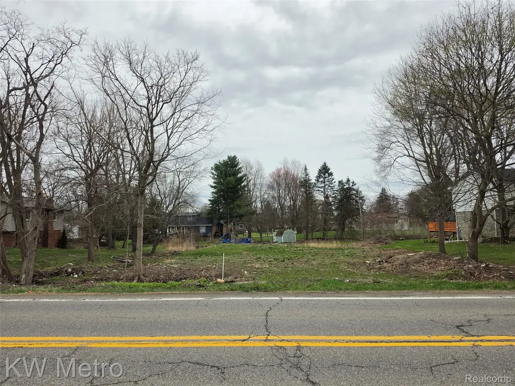 28 Mile Road Washington Township MI 48094
