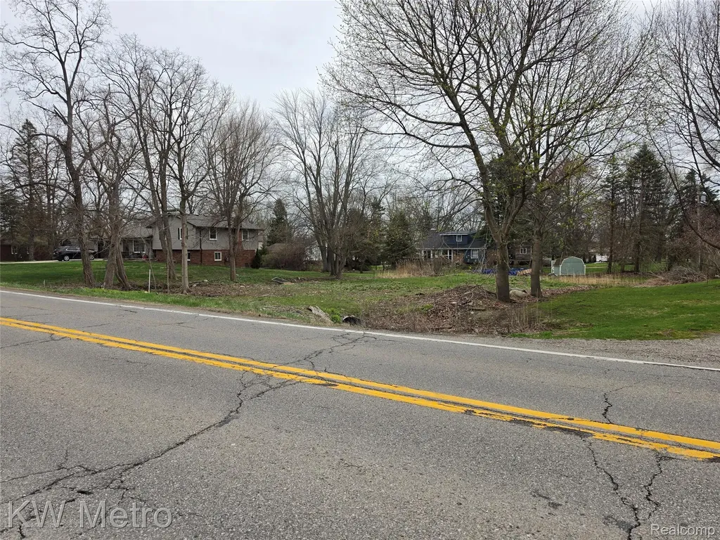28 Mile Road Washington Township MI 48094