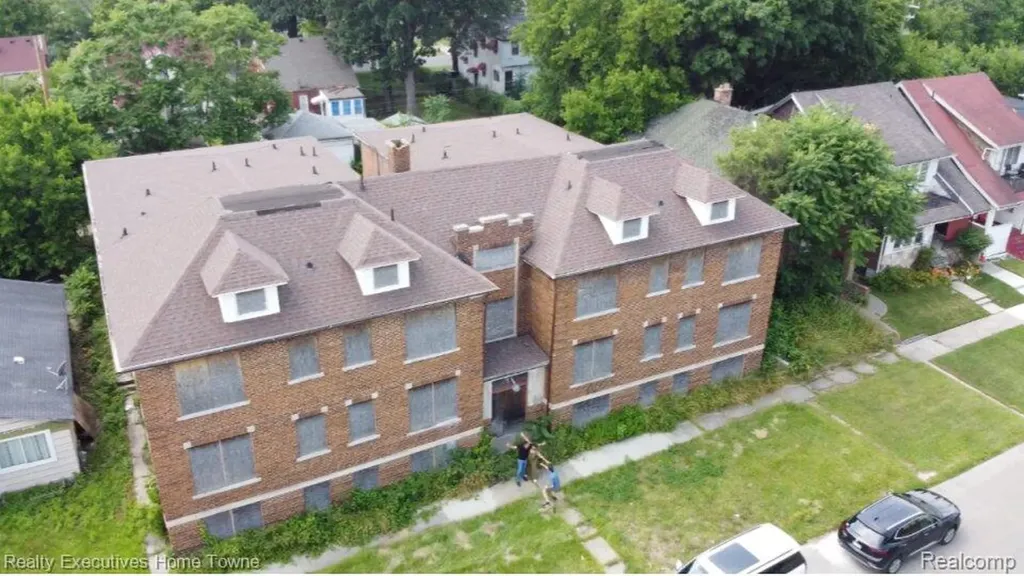 16159 Log Cabin Street Detroit City MI 48203