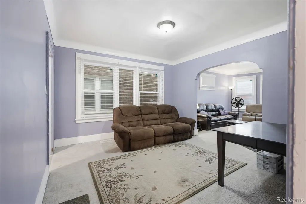 5145 Iroquois Street Detroit City MI 48213