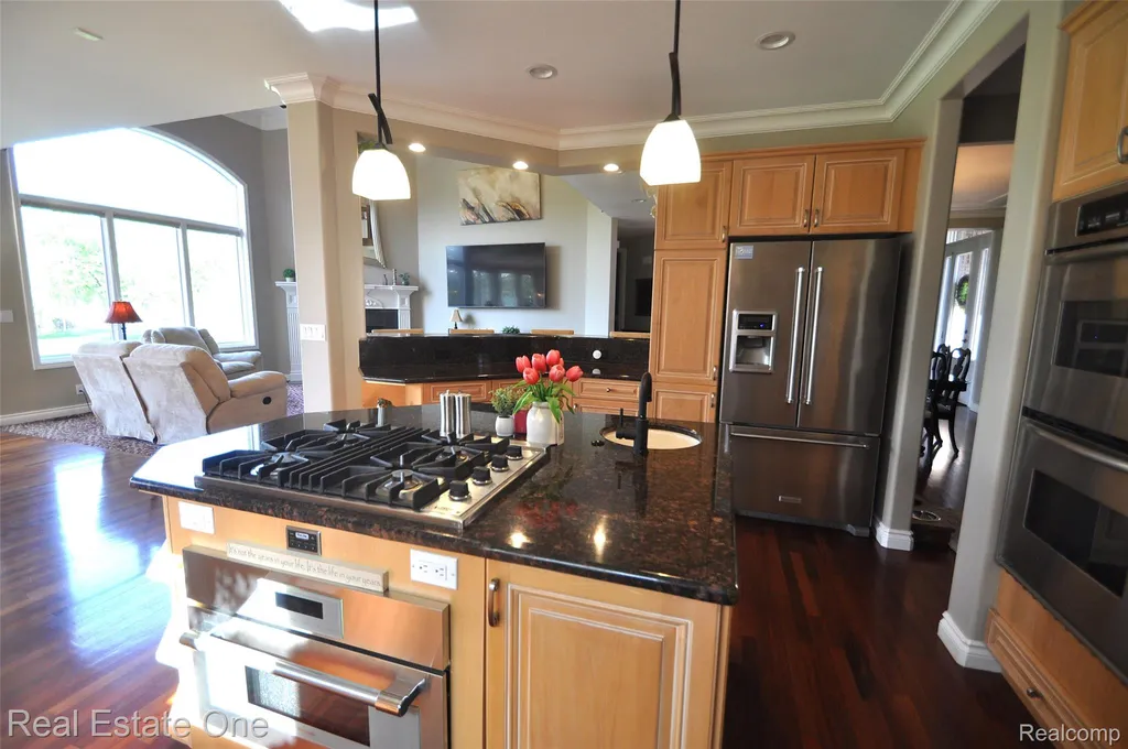3648 W Tienken Road Rochester Hills City MI 48306