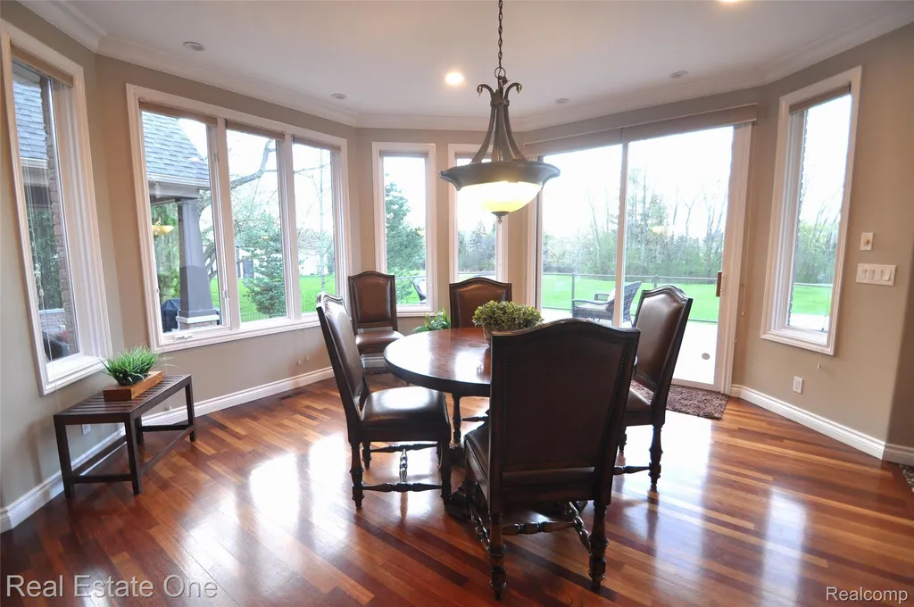 3648 W Tienken Road Rochester Hills City MI 48306