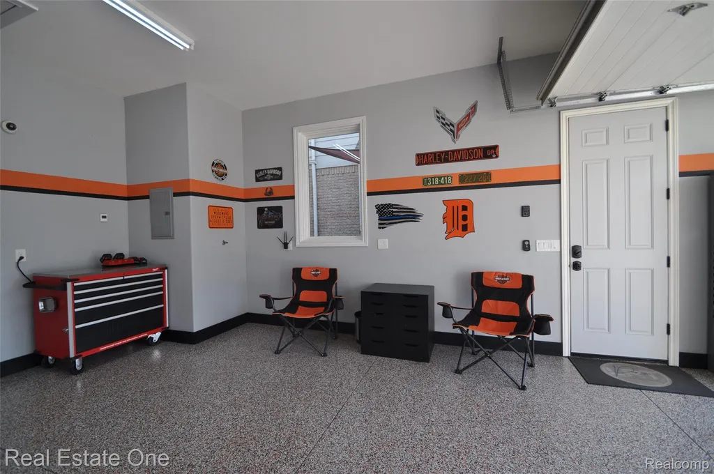 3648 W Tienken Road Rochester Hills City MI 48306