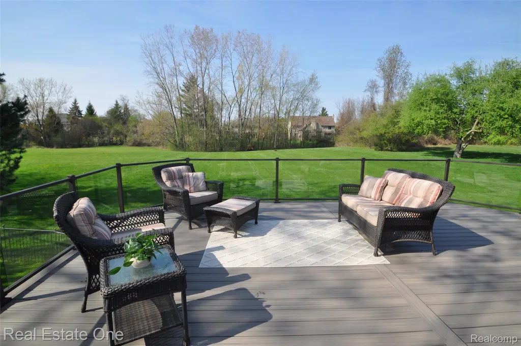 3648 W Tienken Road Rochester Hills City MI 48306
