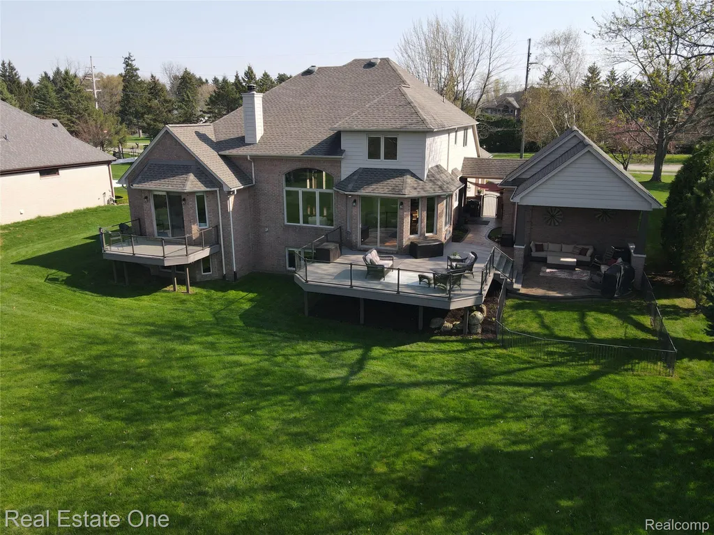 3648 W Tienken Road Rochester Hills City MI 48306