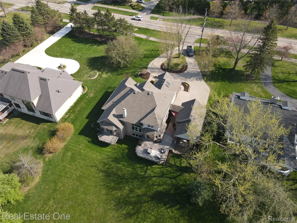 3648 W Tienken Road Rochester Hills City MI 48306