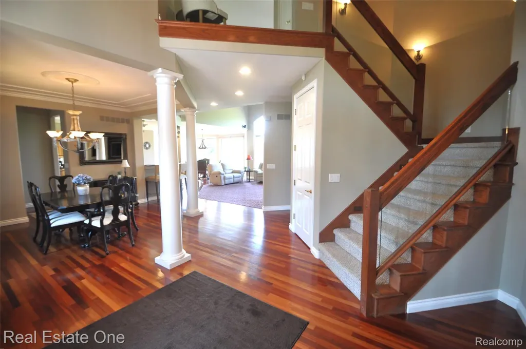 3648 W Tienken Road Rochester Hills City MI 48306