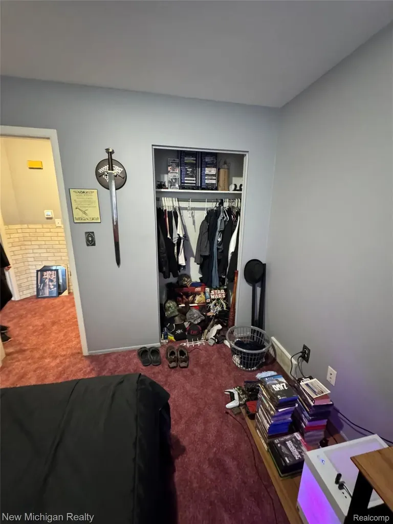 25888 Carl Street Roseville City MI 48066