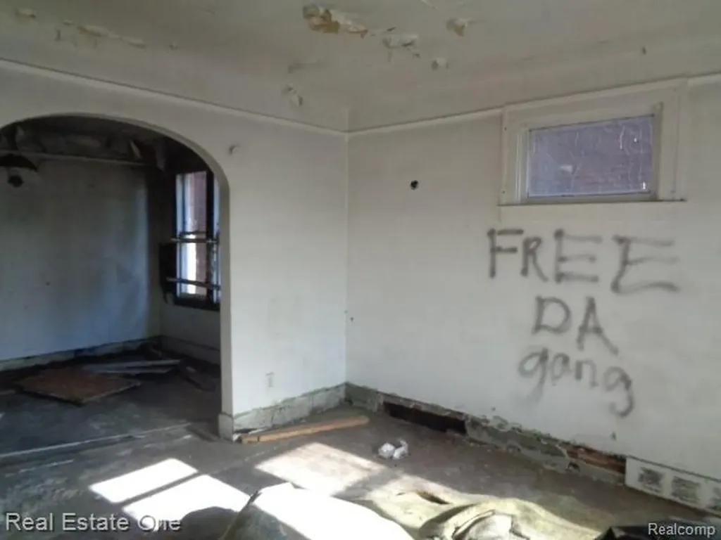 9928 Belleterre Street Detroit City MI 48204