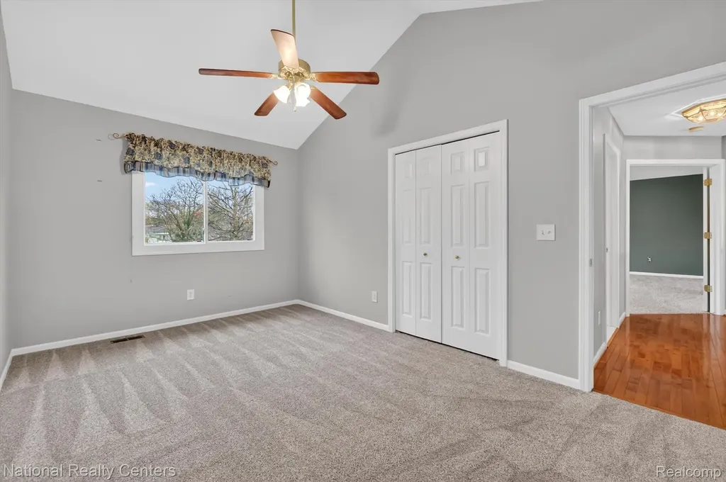 22270 Boulder Drive Farmington Hills City MI 48335