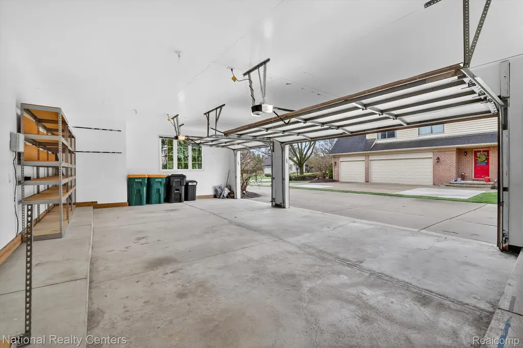 22270 Boulder Drive Farmington Hills City MI 48335