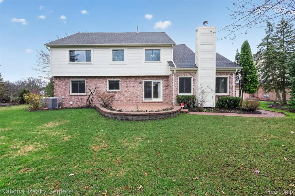 22270 Boulder Drive Farmington Hills City MI 48335
