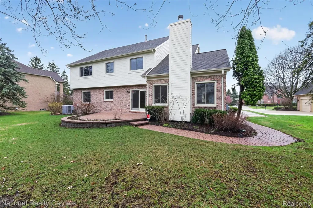 22270 Boulder Drive Farmington Hills City MI 48335