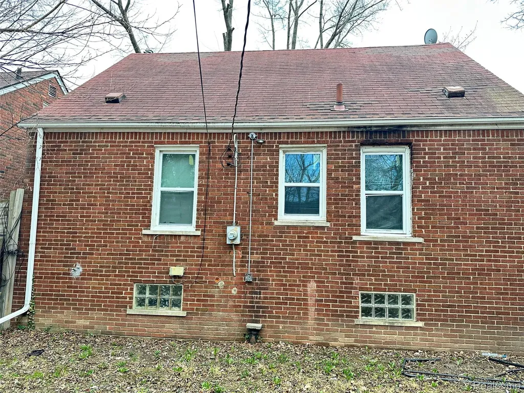 10313 Mckinney Street Detroit City MI 48224
