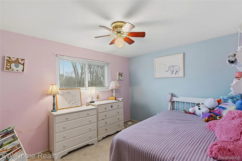 25982 Kilreigh Drive Farmington Hills City MI 48336