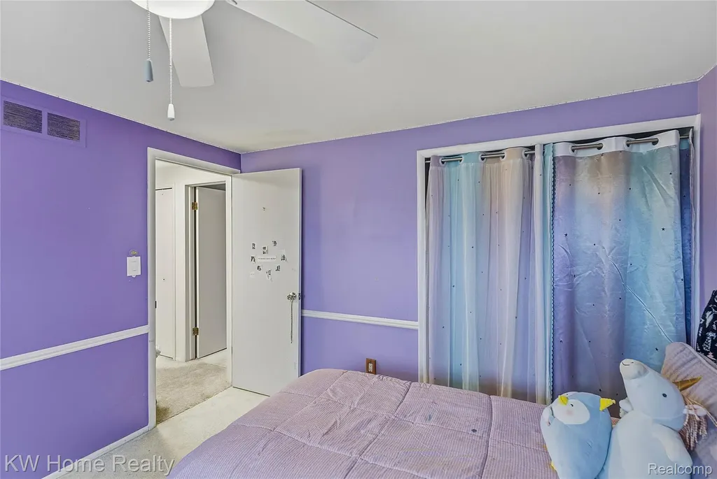 25982 Kilreigh Drive Farmington Hills City MI 48336