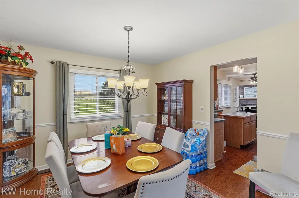 25982 Kilreigh Drive Farmington Hills City MI 48336