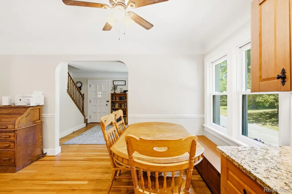 5275 Gratiot Avenue St. Clair Township MI 48079