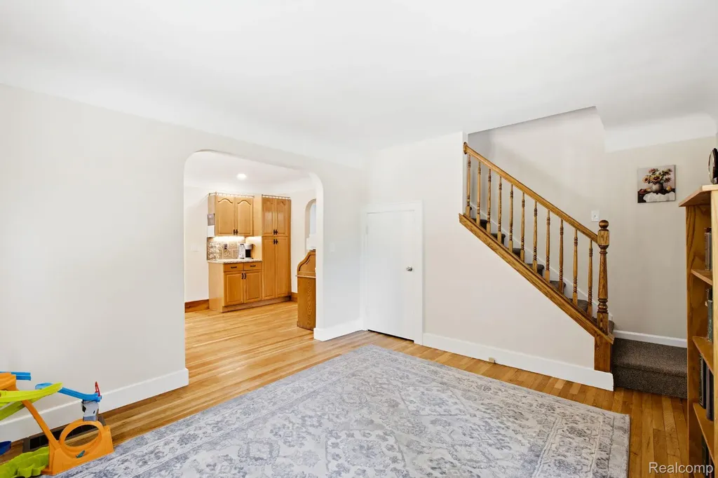 5275 Gratiot Avenue St. Clair Township MI 48079