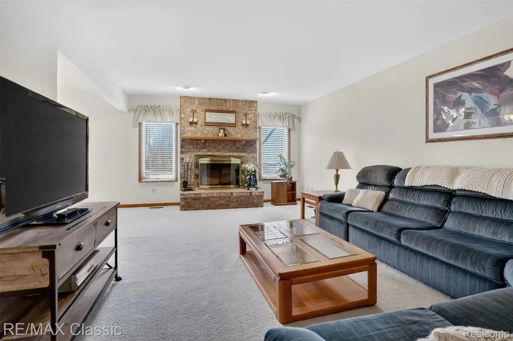 29441 Sylvan Lane Farmington Hills City MI 48334