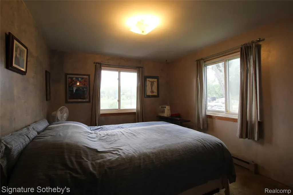 9393 Boncrest Street Commerce Charter Township MI 48382