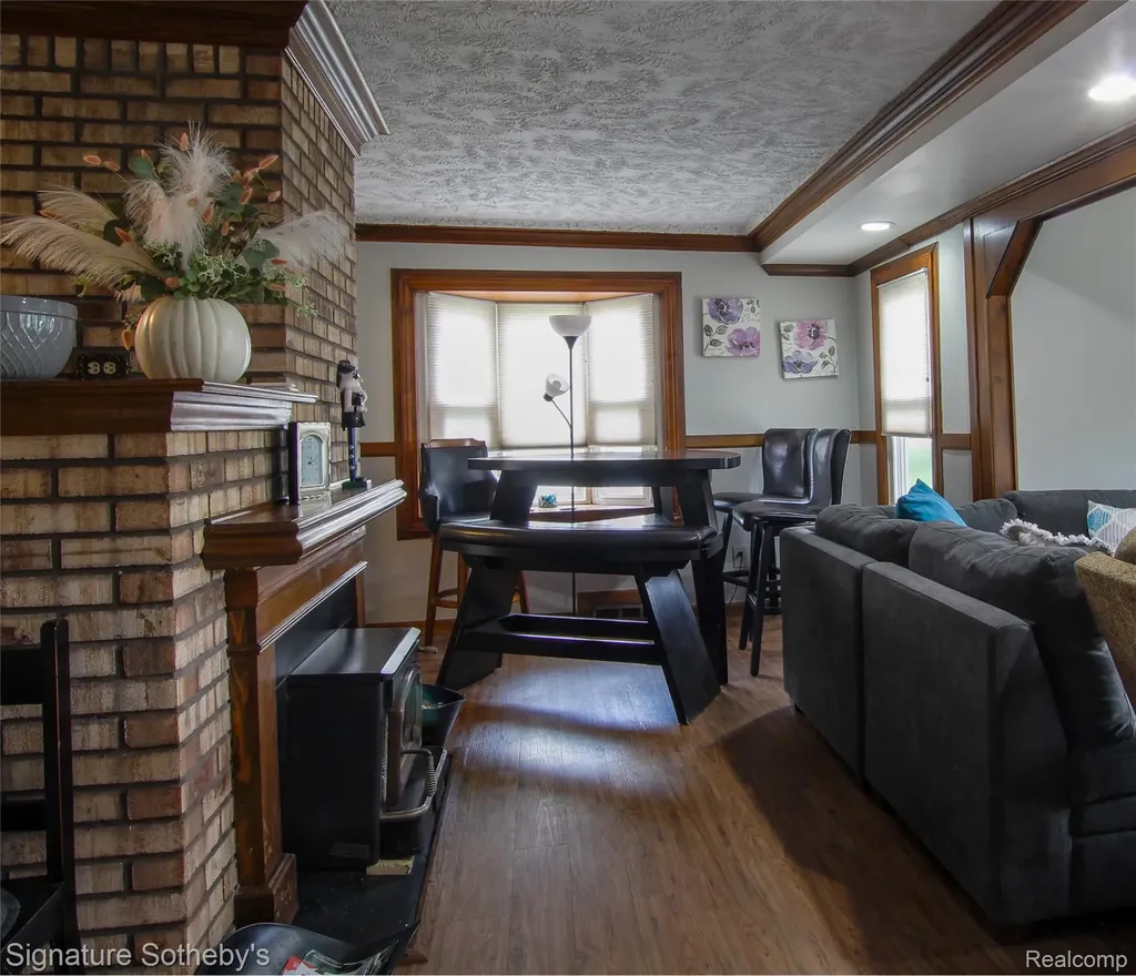 9393 Boncrest Street Commerce Charter Township MI 48382