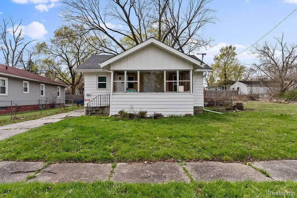 1717 Wolcott Street Flint City MI 48504