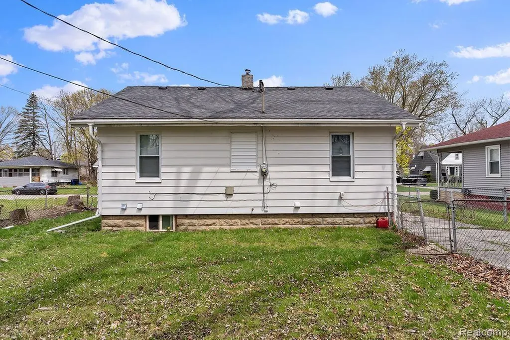1717 Wolcott Street Flint City MI 48504