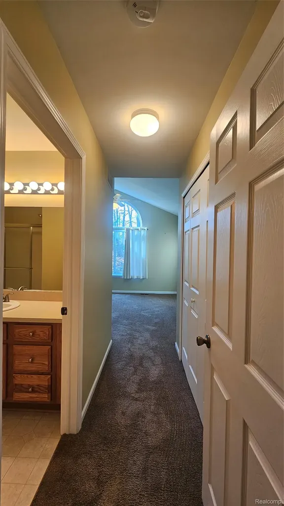 3449 Dewdrop Lane Howell City MI 48843