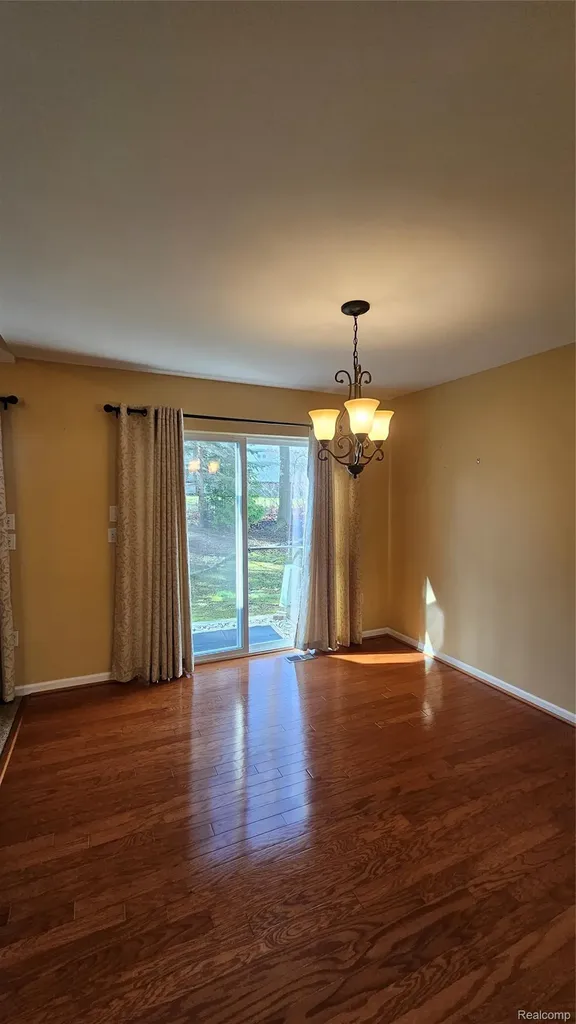 3449 Dewdrop Lane Howell City MI 48843