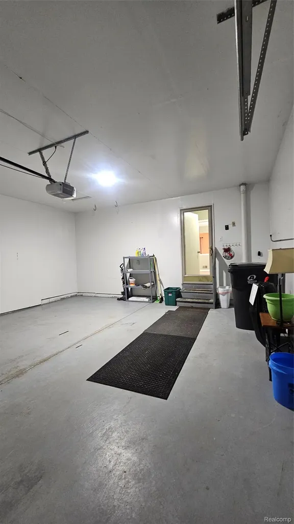 3449 Dewdrop Lane Howell City MI 48843