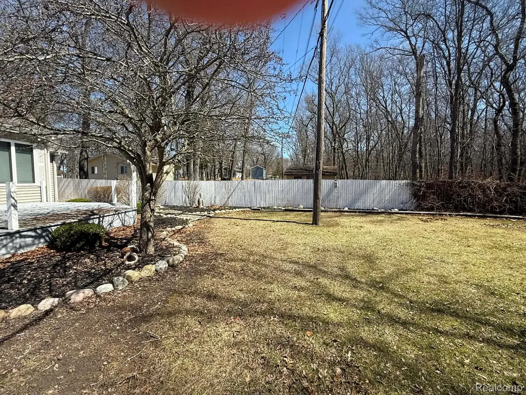 4689 Port Austin Road Lake Township MI 48725