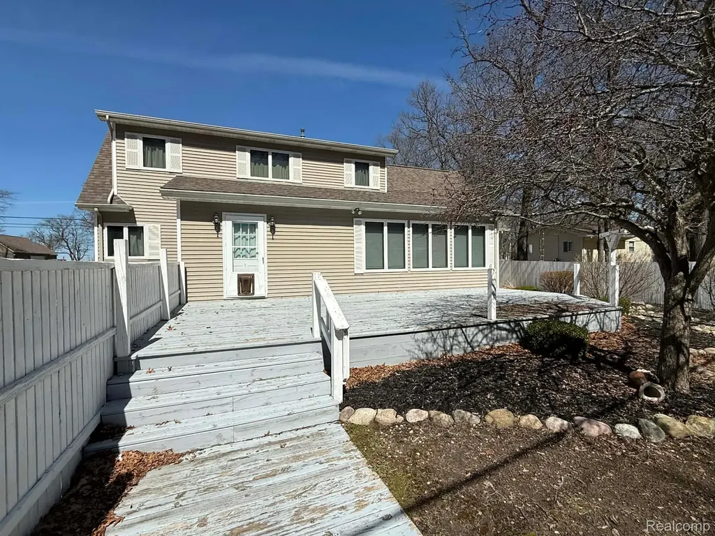 4689 Port Austin Road Lake Township MI 48725