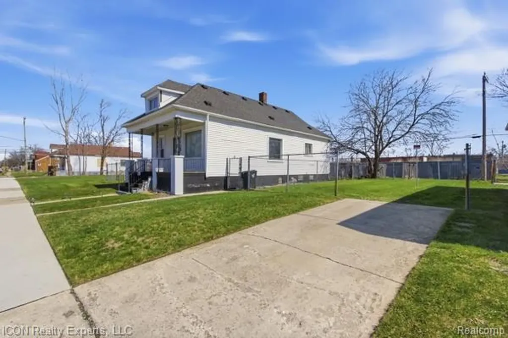 13540 Moran Street Hamtramck City MI 48212