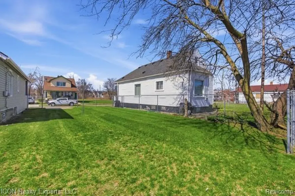 13540 Moran Street Hamtramck City MI 48212